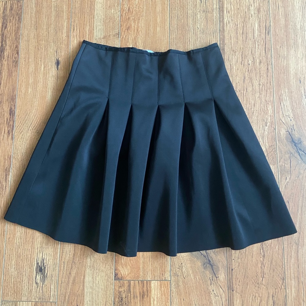 BCBG pleaded skirt